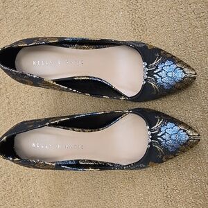Kelly & Katie Black/Gold/Blue Floral Brocade Astivia Pumps Size 7
